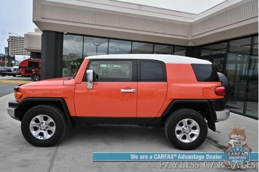 2014 Toyota FJ Cruiser Base