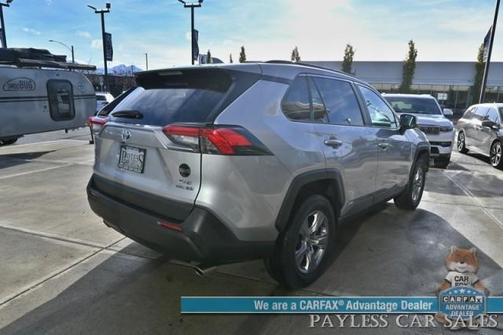 2022 Toyota RAV4 Hybrid XLE