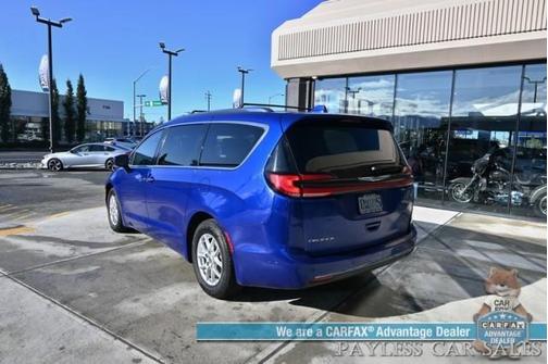 2021 Chrysler Pacifica Touring-L