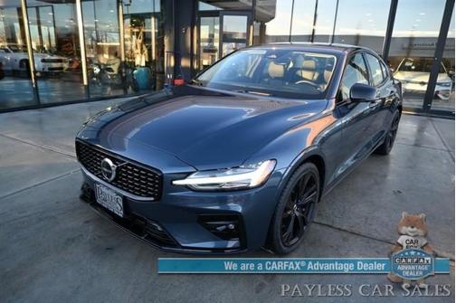 2024 Volvo S60 B5 Ultimate Dark Theme