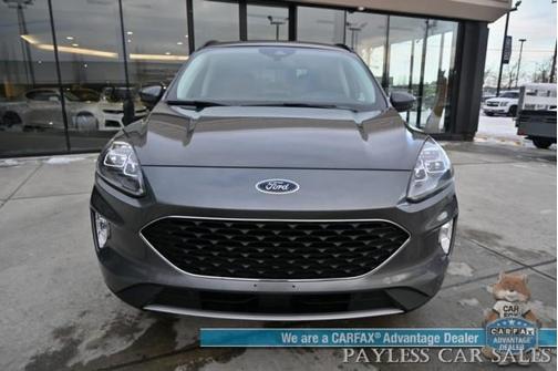 2022 Ford Escape Titanium