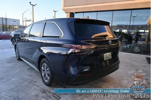 2023 Toyota Sienna XLE