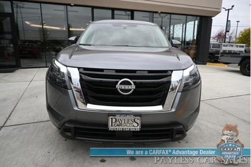 2024 Nissan Pathfinder SV