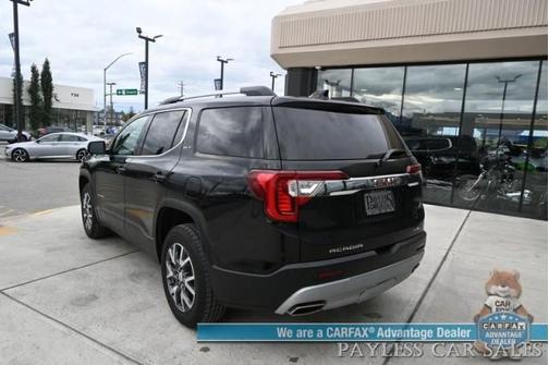2023 GMC Acadia SLT