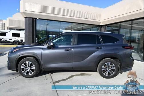2024 Toyota Highlander XLE/AWD/POWER&HEATED SEATS/SUNROOF/ADAPTIVE CRUISE
