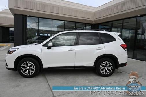Crystal White Pearl 2019 Subaru Forester Premium