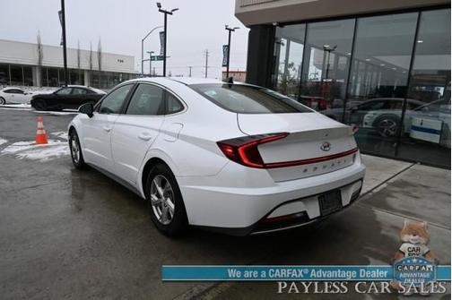 2022 Hyundai SONATA SE