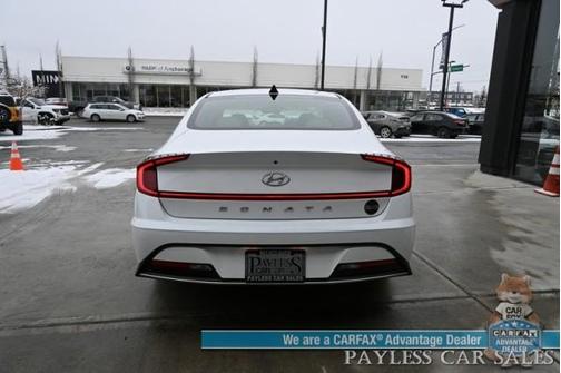 2022 Hyundai SONATA SE