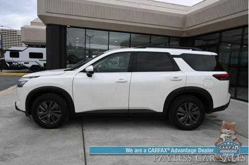2024 Nissan Pathfinder SV