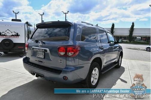 2022 Toyota Sequoia SR5