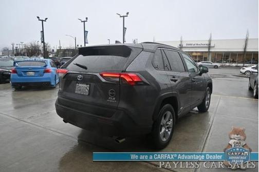 2022 Toyota RAV4 Hybrid XLE