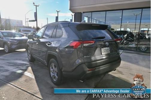 2022 Toyota RAV4 Hybrid LE