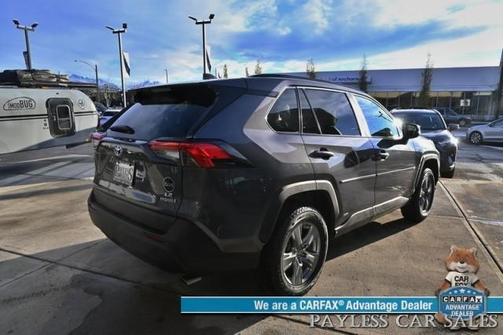 2022 Toyota RAV4 Hybrid LE