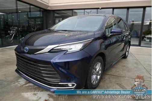 2023 Toyota Sienna XLE