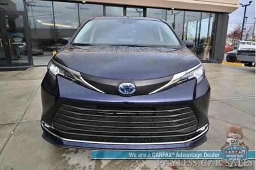 2023 Toyota Sienna XLE