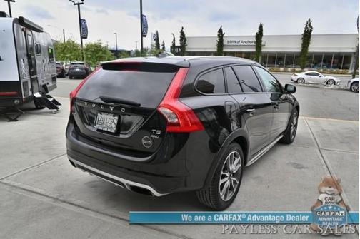 2016 Volvo V60 Cross Country T5