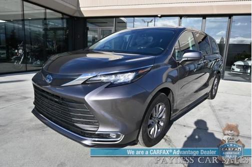 2023 Toyota Sienna XLE