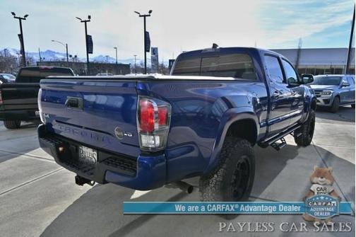 2023 Toyota Tacoma LIMITED/4X4/CREW CAB/LIFTED/POWER&HEATED SEATS/NAV