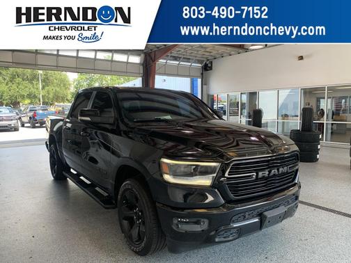 Diamond Black Crystal Pearlcoat 2019 RAM 1500 Big Horn