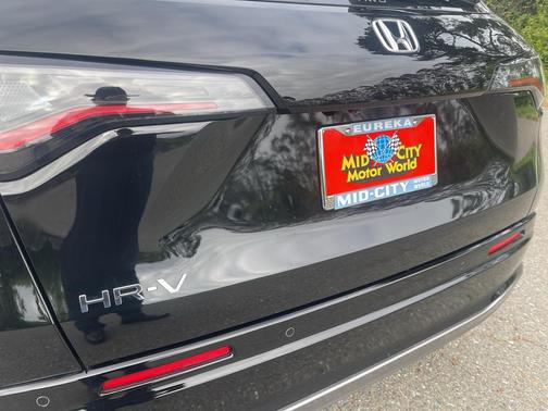 Crystal Black Pearl 2026 Honda HR-V EX-L