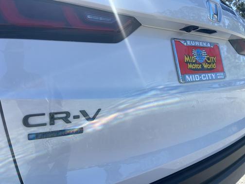 Platinum White Pearl 2026 Honda CR-V Hybrid Sport Touring