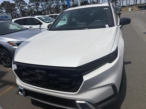 Platinum White Pearl 2026 Honda CR-V Hybrid Sport Touring