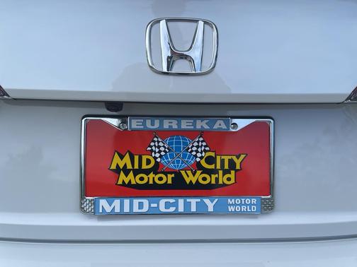 Platinum White Pearl 2026 Honda Civic Si Base