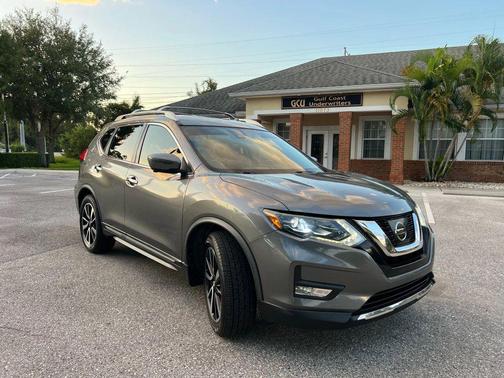 2017 Nissan Rogue SL