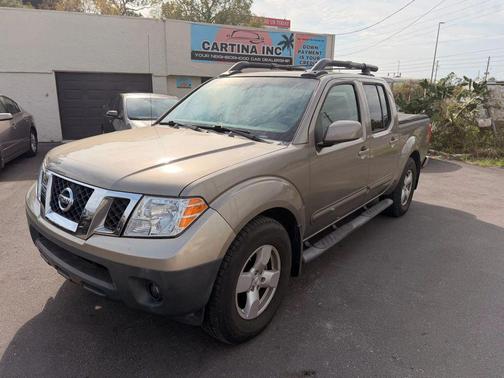 2005 Nissan Frontier LE Crew Cab