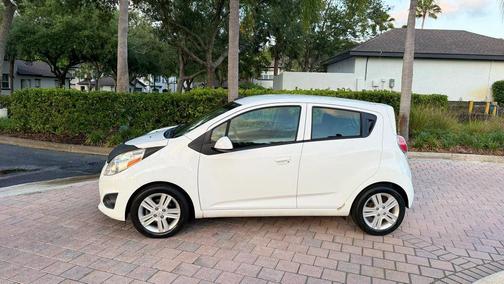Summit White 2014 Chevrolet Spark 1LT
