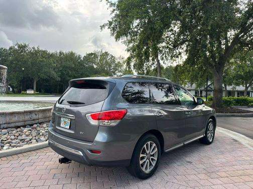 2015 Nissan Pathfinder SV