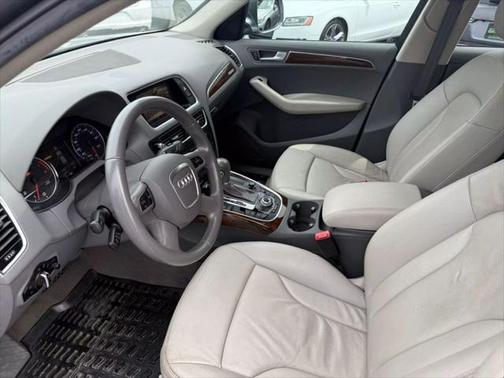 2011 Audi Q5 Premium Plus