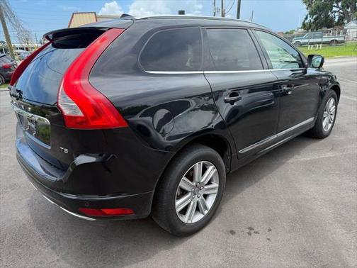 2017 Volvo XC60 T5 Inscription