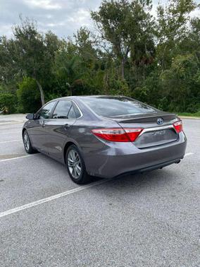 2015 Toyota Camry Hybrid LE