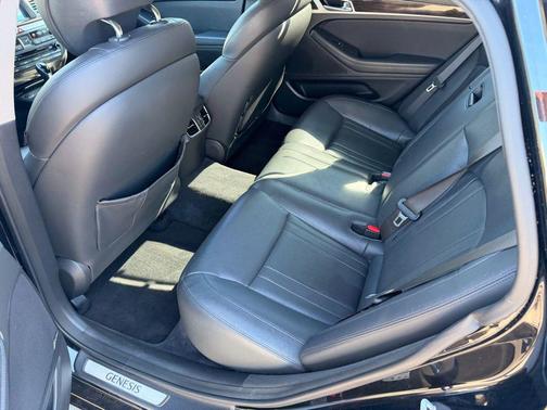 2017 Genesis G80 3.8