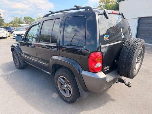 2004 Jeep Liberty Sport