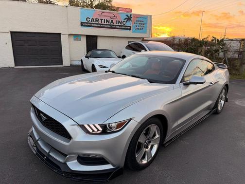 2015 Ford Mustang V6
