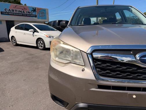 2014 Subaru Forester 2.5i