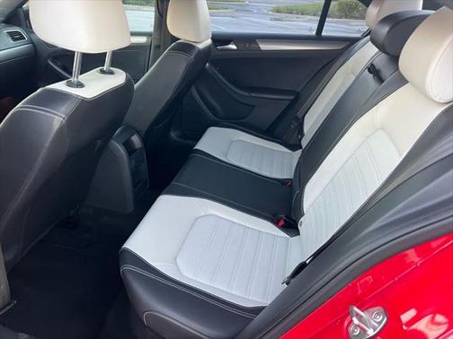 2016 Volkswagen Jetta 1.8T Sport