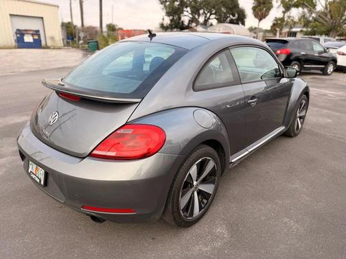 2012 Volkswagen Beetle Base