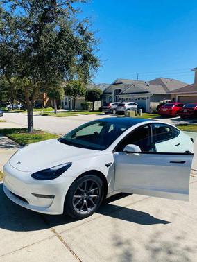 2022 Tesla Model 3 Standard Range