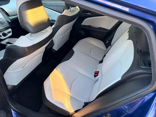 2018 Toyota Prius One