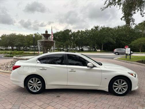 2014 INFINITI Q50 Premium