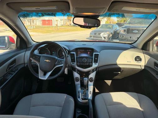 2013 Chevrolet Cruze 1LT