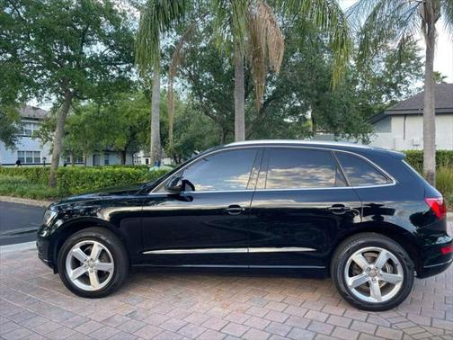 2011 Audi Q5 Premium Plus