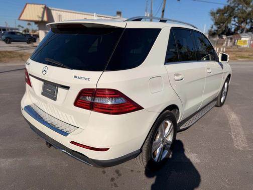 2012 Mercedes-Benz M-Class 4MATIC