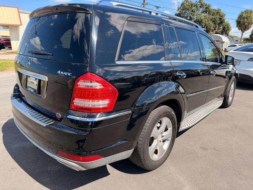2011 Mercedes-Benz GL-Class 4MATIC