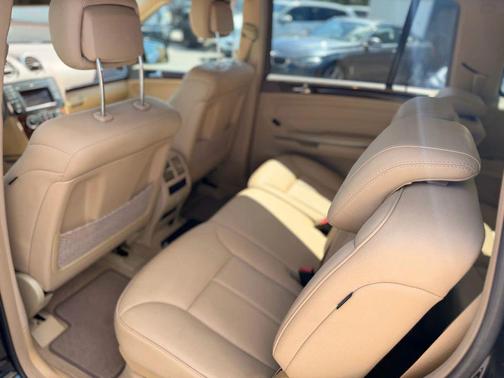 2011 Mercedes-Benz GL-Class 4MATIC