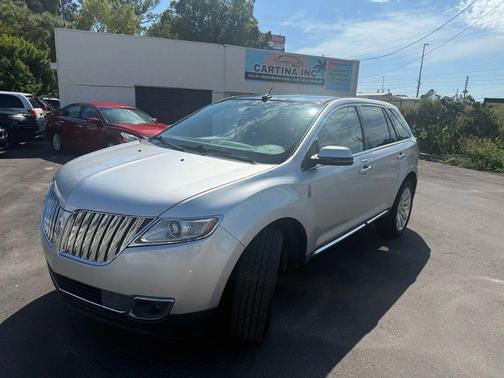 2013 Lincoln MKX Base