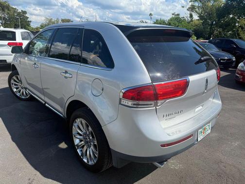 2013 Lincoln MKX Base